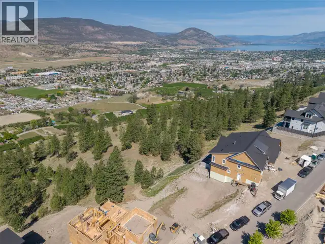 3331 EVERGREEN Drive Unit# 114 Penticton, British Columbia in Land for Sale in Penticton - Image 16