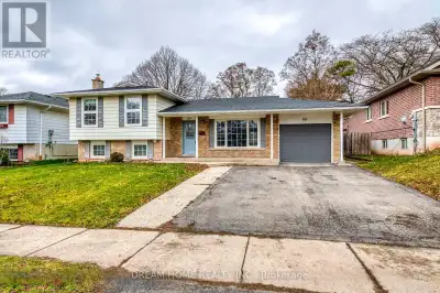 69 CULHAM STREET N Oakville (CP College Park), Ontario