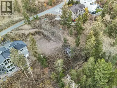 Rare 0.5-acre building lot in Rose Hill, one of Kamloops’ most desirable hillside neighbourhoods. Kn...