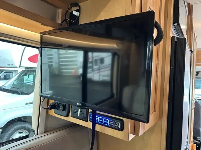 !!!PRICE DROP!!! 2023 Coachmen Beyond 22C in RVs & Motorhomes in Delta/Surrey/Langley - Image 12