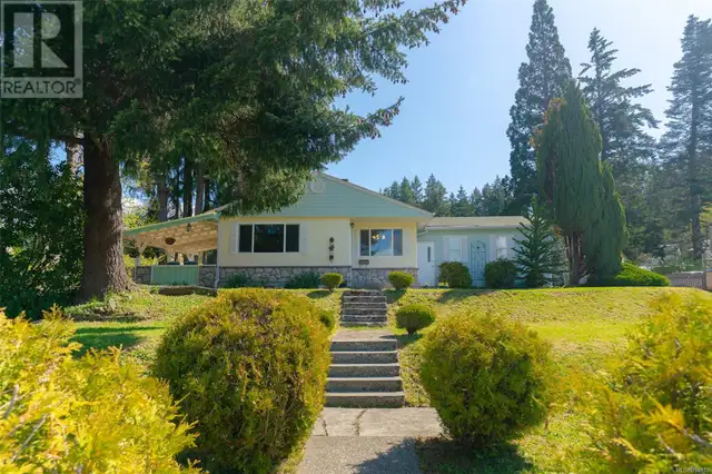 2413 14th Ave Port Alberni, British Columbia in Houses for Sale in Port Alberni - Image 2