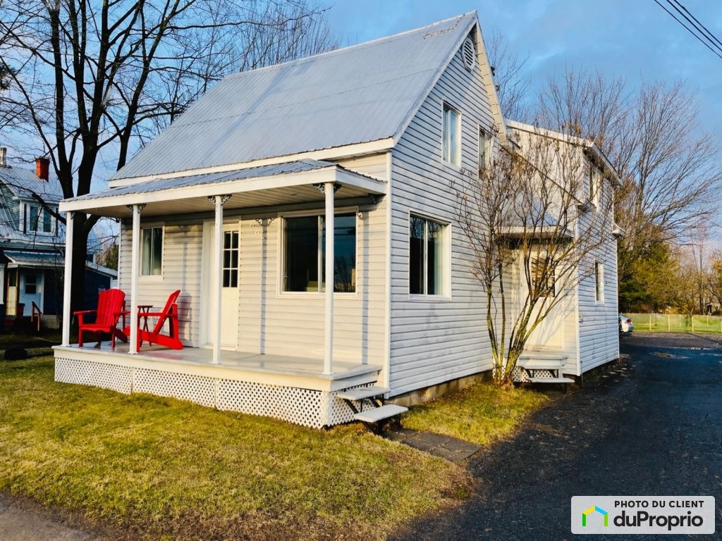 $350,000 - 2 Storey for sale in St-Robert — photo 1