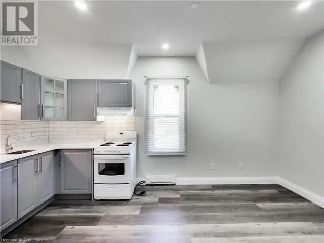 51 AUGUSTA Street Hamilton, Ontario in Houses for Sale in Hamilton - Image 36