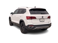 Welcome to Country Hills Volkswagen 2023 Volkswagen Taos Highline 4motion Our team of knowledgeable... (image 7)