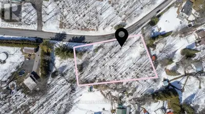 Build your dream home on this stunning lot nestled in a sophisticated, family-oriented neighbourhood...