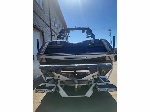 2022 MB Sports F24 FINANCING AVAILABLE in Powerboats & Motorboats in Kelowna - Image 9