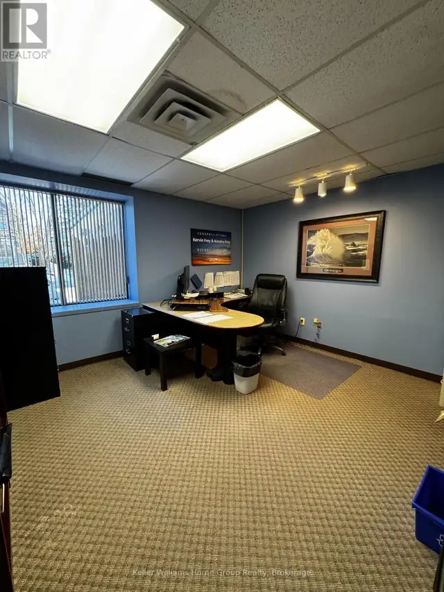 D - 265 BRIDGE STREET Centre Wellington (Fergus), Ontario in Commercial & Office Space for Rent in Oakville / Halton Region - Image 6