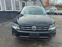 4Motioin All Wheel Drive Leather Interior Panoramic Sunroof Power Liftgate Navigation Apple Carplay... (image 7)