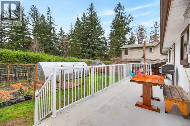 1516 Balsam Ave Comox, British Columbia in Houses for Sale in Comox / Courtenay / Cumberland - Image 31