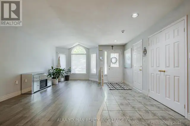 84 HILLGARDEN DRIVE Hamilton (Stoney Creek Mountain), Ontario in Houses for Sale in Hamilton - Image 4