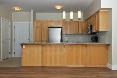 Chelsea Place in St. Johns is a fantastic location to call home. This amazing building features a gr...