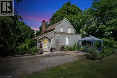Country Charm, Endless Possibilities - 1 Acre with Home, Barn & Highway Visibility -Dreaming of spac...