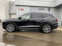 CLEAN CARFAX ONE OWNER, Heated and Cooled Front Seats, Heated Steering Wheel, Back up Camera, PANORA... (image 1)
