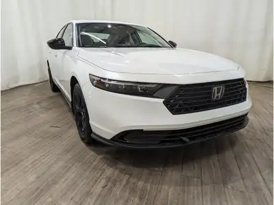 Price includes: Block heater, Air Conditioning, and Tire Tax. Price/Payments do not include cash reb...