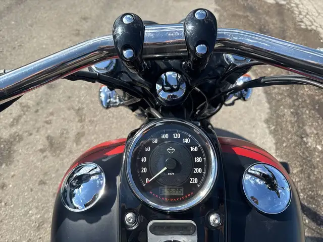 2014 Harley-Davidson Fat Bob ~ FAT BOB ~ 103CI ~ VANCE & HINES ~ in Street, Cruisers & Choppers in City of Toronto - Image 23