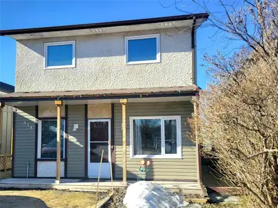 R14//Selkirk/Offers reviewed April 24th. Looking for that EXTRA space for your long term guests or y...