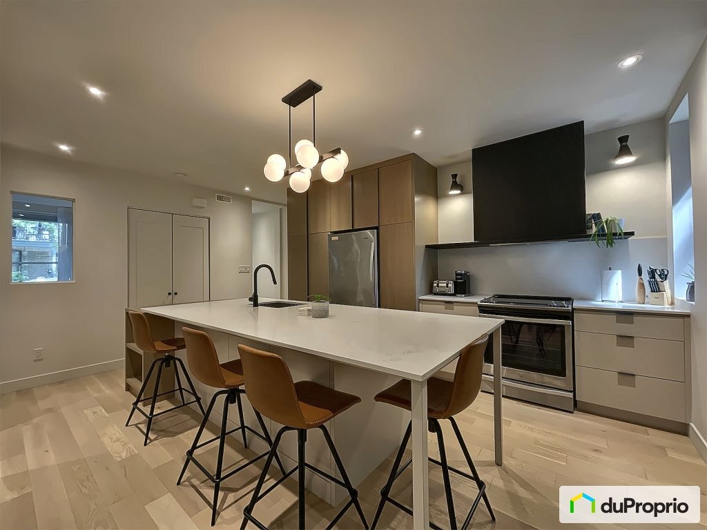 $585,000 - Condominium for sale in Le Plateau-Mont-Royal — photo 1