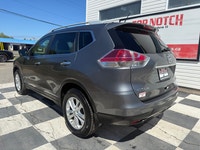 A practical compact SUV with a comfortable interior, modern convenience features, and efficient perf... (image 5)