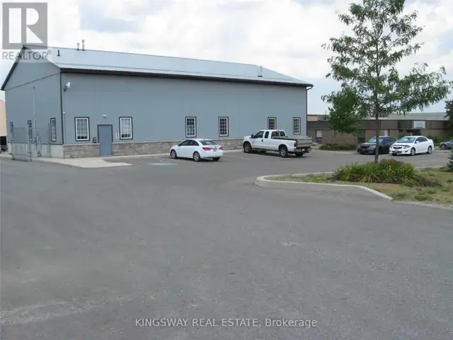 80 TODD ROAD Halton Hills (Georgetown), Ontario in Commercial & Office Space for Rent in Oakville / Halton Region - Image 3