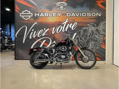 2000 Harley-Davidson xl 1200 2000 Harley-Davidson xl 1200 Sportster 1200 2000 Avec Seulement 27977km...