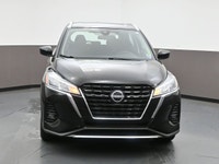 2024 Nissan Kicks SV comes with heated seats and steering wheel, apple carplay and android auto, bli... (image 1)
