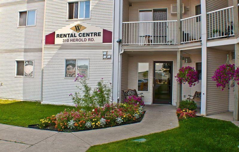 ONE Bedroom Pet Friendly East Saskatoon!!! Long Term Rentals