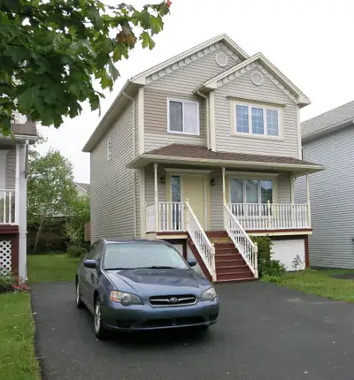 This spacious family home is located on a quiet cul-de-sac in desirable Clayton Park location. Close...