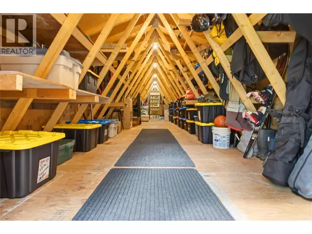 102 SANDNER Road Christina Lake, British Columbia in Houses for Sale in Penticton - Image 15