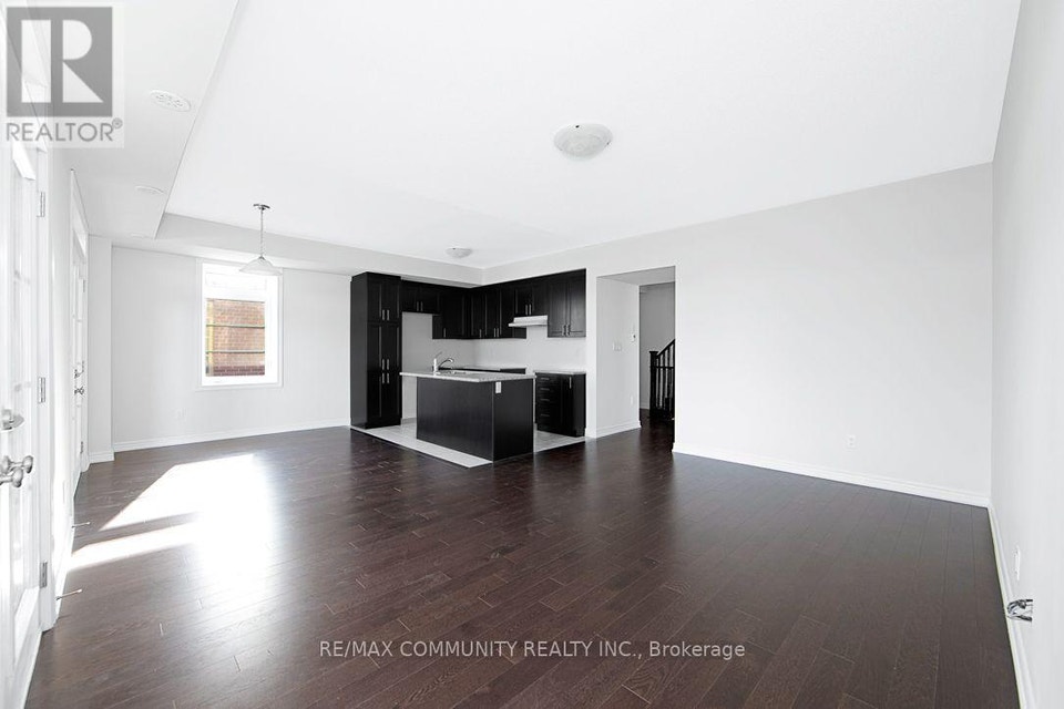 B - 101 LUZON AVENUE Markham (Box Grove), Ontario 5