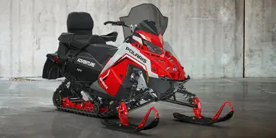 Engine Type: Horizontal In-line Displacement: 39.7 cu. in. (650 cc) Bore x Stroke: Bore: 2.94 in. (7...