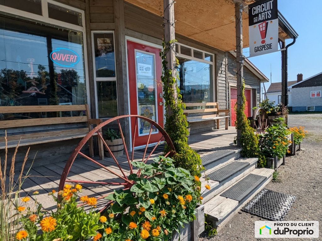 $695,000 - 2 Storey in Ste-Madeleine-De-La-Riviere-Madeleine — photo 3