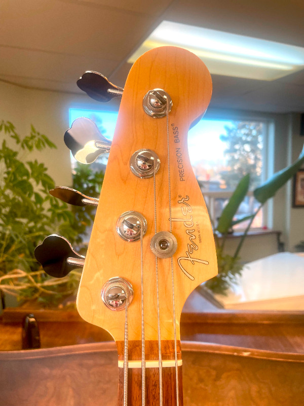 Fender FSR American Standard Hand Stained Ash Precision Bass in Guitars in Calgary - Image 4