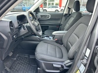 The robust 1.5L EcoBoost engine with auto start-stop technology delivers both spirited performance a... (image 8)