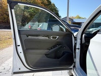 At Kings Honda you will experience an outstanding car buying experience. We make every effort to exc... (image 6)