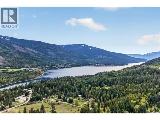 DL 7620 Rogers Road Balfour, British Columbia in Land for Sale in Nelson - Image 12