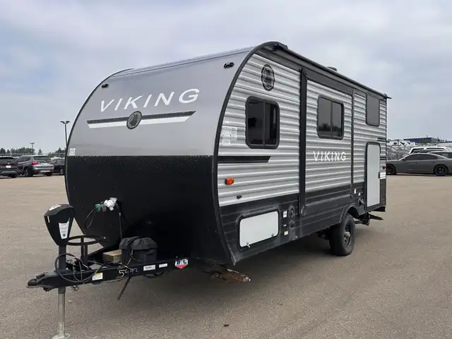 2020 Viking 178BHS in Travel Trailers & Campers in St. Albert - Image 4