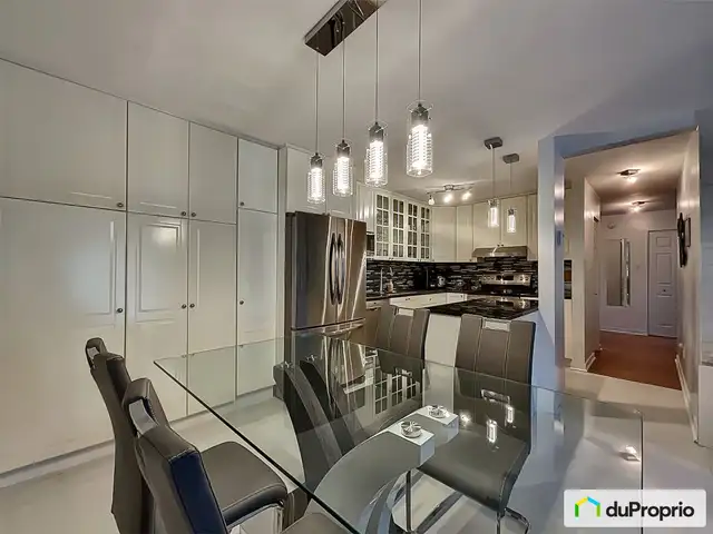 $375,000 - Condominium for sale in Longueuil (Vieux-Longueuil) in Condos for Sale in Longueuil / South Shore - Image 5