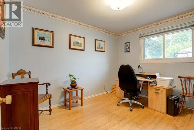 210 SHELLEY Drive Kitchener, Ontario in Houses for Sale in Kitchener / Waterloo - Image 17