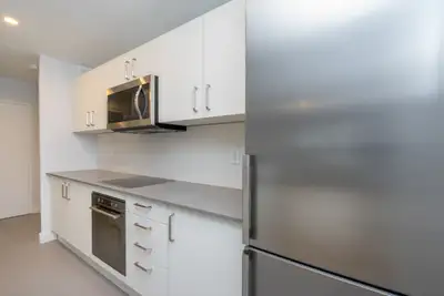 renovated one bedroom, Yonge and St Clair - ID 2096