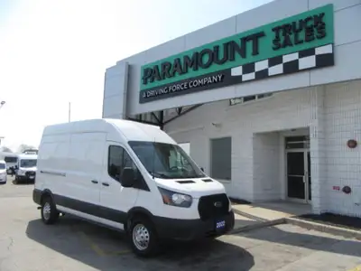 V6 GAS ENGINE, AUTO TRANS, A/C, AM/FM STEREO WITH BLUETOOTH, POWER WINDOWS & LOCKS, WITH KEYLESS ENT...