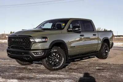 This Ram 1500 has a strong Twin Turbo Regular Unleaded I-6 3.0 L/183 engine powering this Automatic...