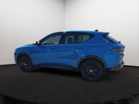This 2024 DODGE HORNET R/T PLUS EAWD has the following options Leather Seats - Red, Remote Start Sys... (image 6)