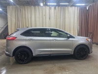 Low Mileage, Aluminum Wheels, Heated Seats, Power Liftgate, Apple CarPlay, Android Auto! This 2023 F... (image 5)