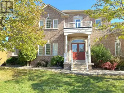 **Beautiful 4+3 Bedroom Family Home with Income Potential **Welcome to 23 Brentcliff Drive, an impre...