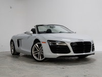 This beautiful 2014 Audi R8 Spyder is a Canadian vehicle with a clean Carfax report. The 2014 Audi R... (image 1)