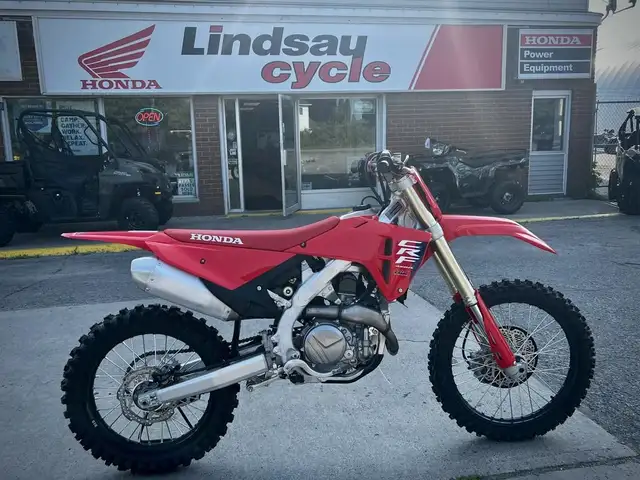 2025 Honda CRF450R in Dirt Bikes & Motocross in Kawartha Lakes - Image 2