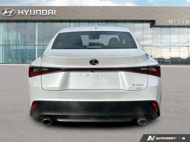 2025 Lexus IS 300 Awd | Leather | Sunroof | Accident Free in Cars & Trucks in Mississauga / Peel Region - Image 5