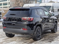 This Jeep Compass has a strong Intercooled Turbo Regular Unleaded I-4 2.0 L/122 engine powering this... (image 7)