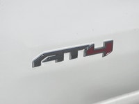 6.2L V8 | HEATED & COOLED FRONT BUCKET SEATS | HEATED REAR SEATS | HEATED STEERING WHEEL | LEATHER |... (image 5)