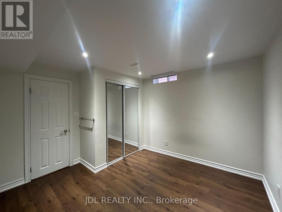 WHOLE TWO-BEDROOM BSMT - 36 BENDAMERE CRES CRESCENT Markham (But 3